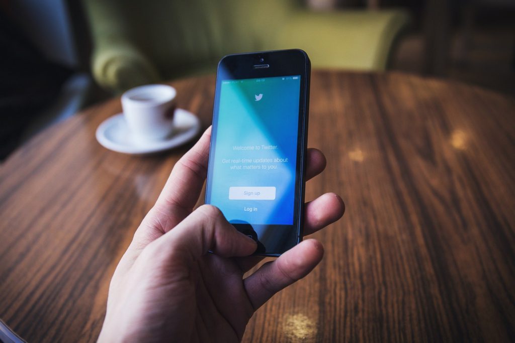 Here’s How to Use Twitter To Bolster Your Personal Brand