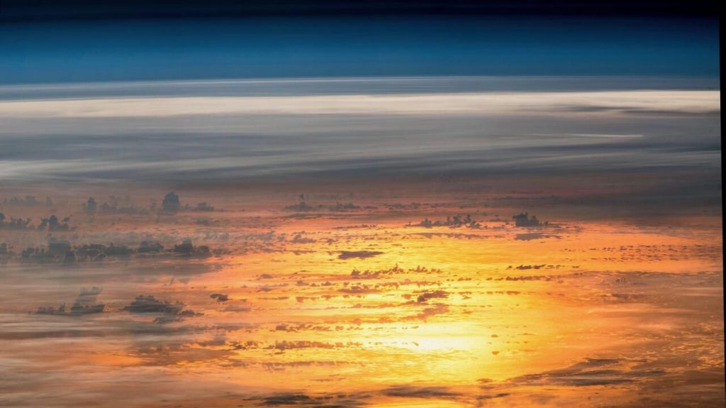 NASA sunset simulation videos reveal haunting beauty of sundown on other planets